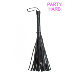 Loveshop dans le 63 La Gaterie Fouet Martinet Noir Rivets Pvc